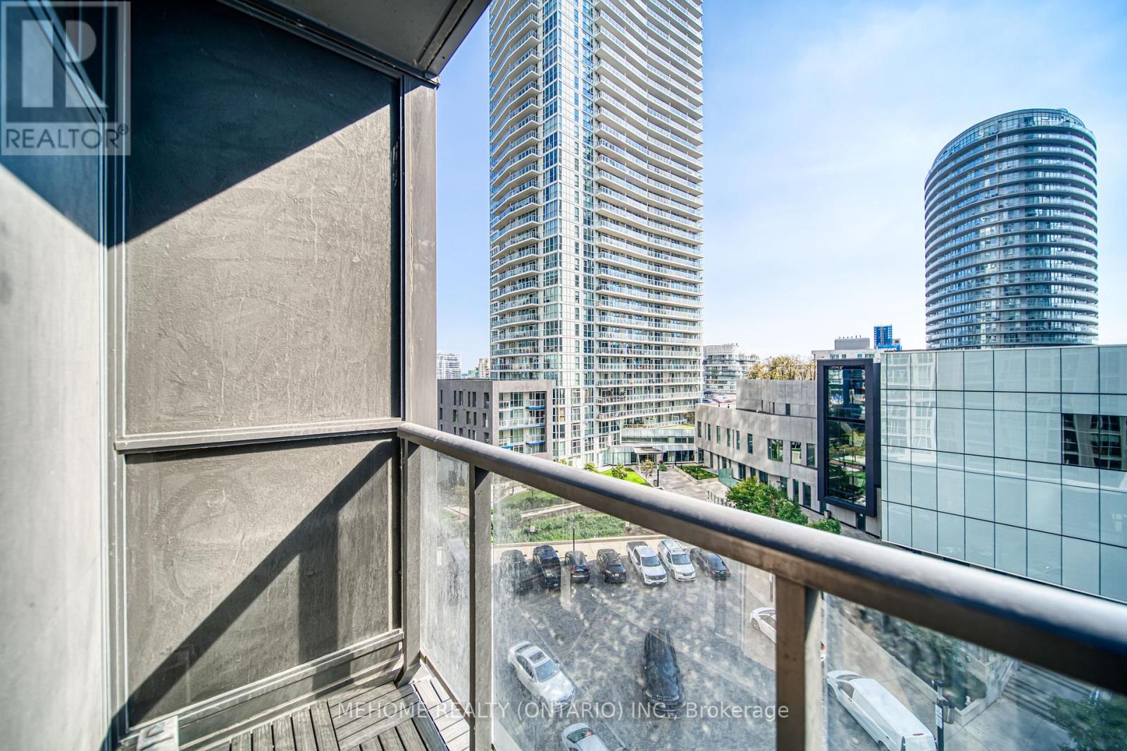 Photo 30 of 706 85 Queens Wharf Road, Toronto ON
