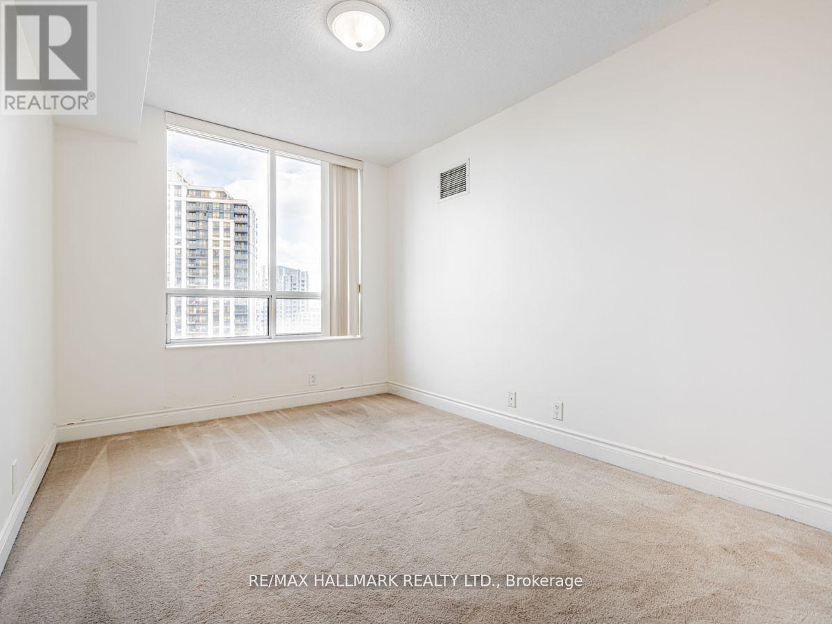 Photo 12 of 927 80 Harrison Garden Boulevard, Toronto ON