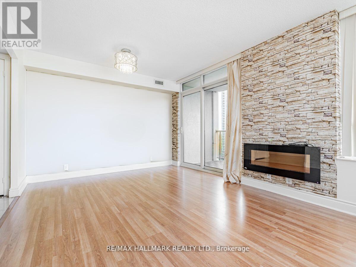 Photo 8 of 927 80 Harrison Garden Boulevard, Toronto ON