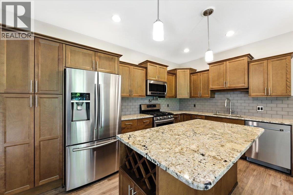 503 3350 Woodsdale Road, Lake Country
