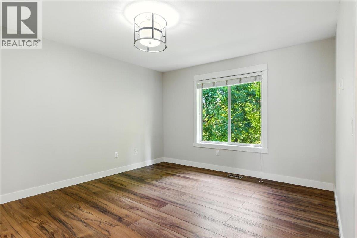 503 3350 Woodsdale Road, Lake Country