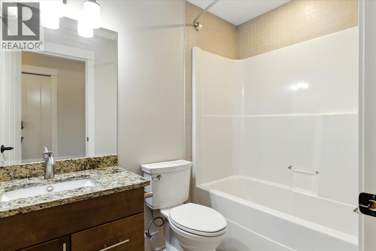 503 3350 Woodsdale Road, Lake Country
