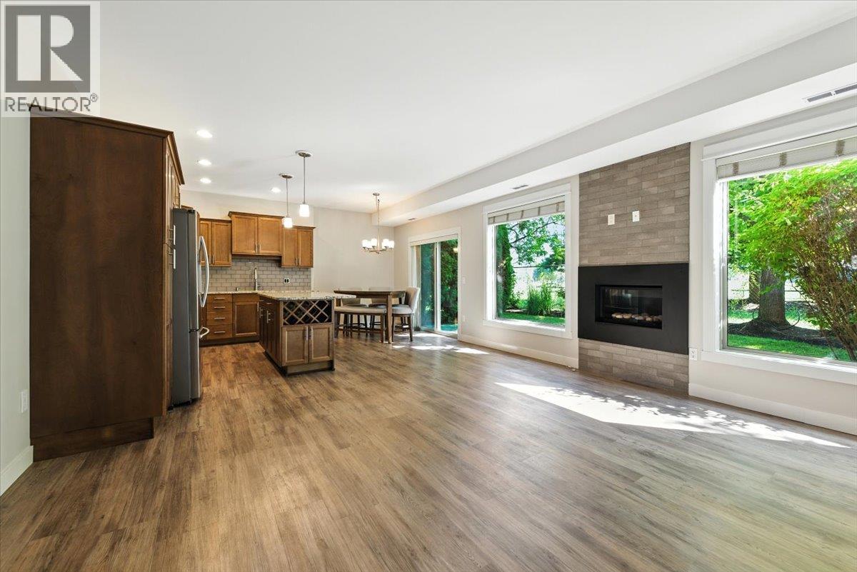 503 3350 Woodsdale Road, Lake Country