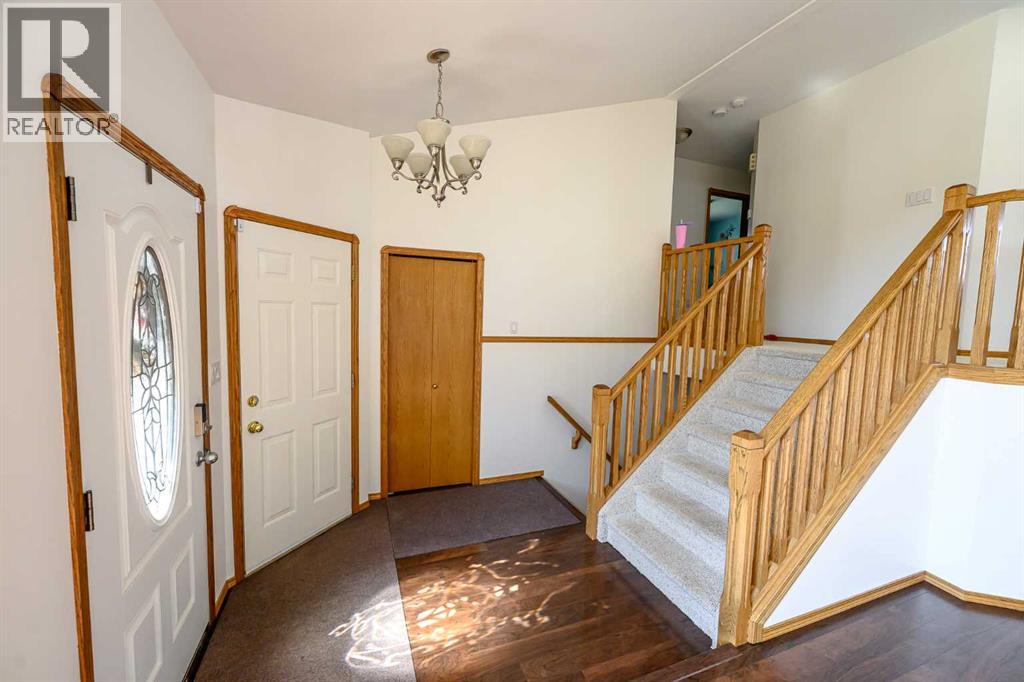 Photo 30 of 9518 94 Avenue, Wembley AB