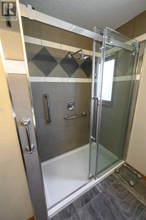 Photo 31 of 9518 94 Avenue, Wembley AB