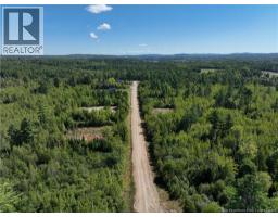 2 Crest Avenue, Heathland, NB E3L5C1 Photo 11