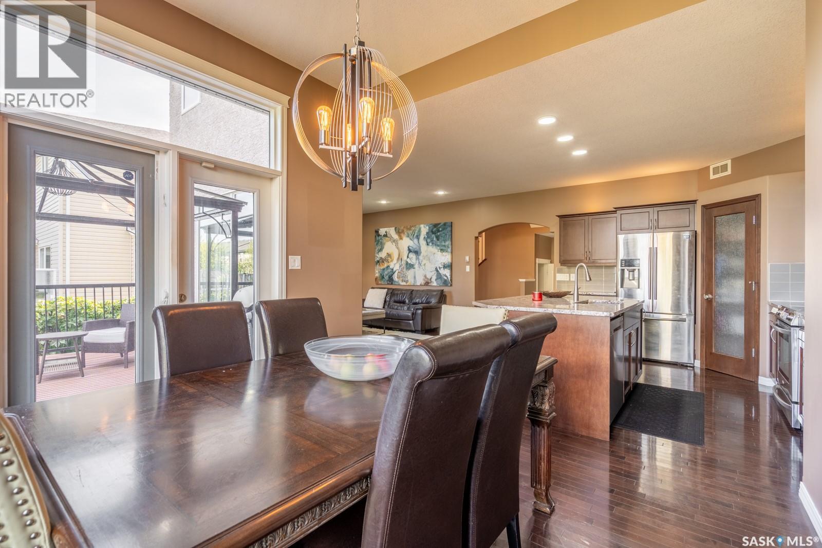 Photo 8 of 4738 Mazinke Crescent, Regina SK