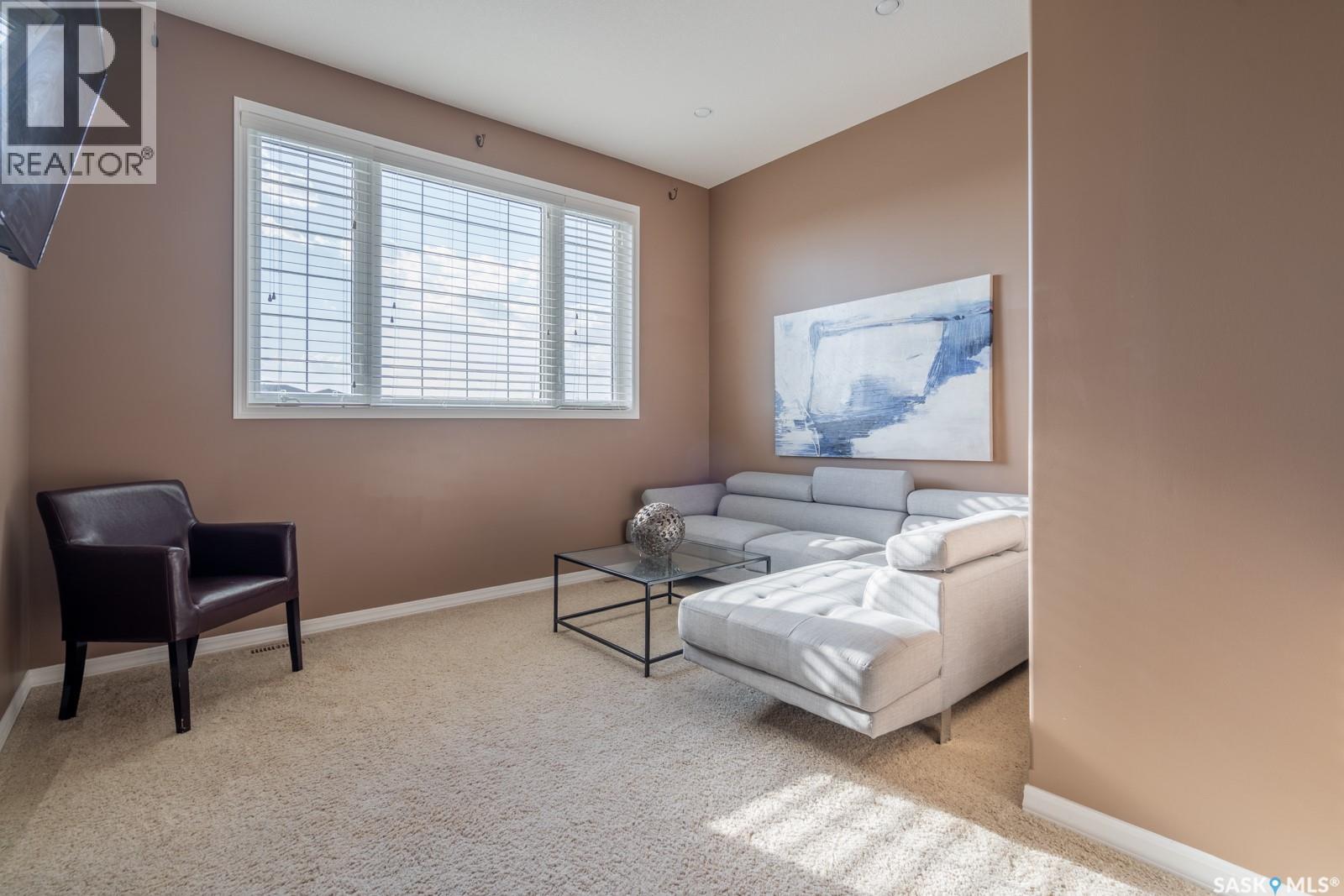 Photo 18 of 4738 Mazinke Crescent, Regina SK