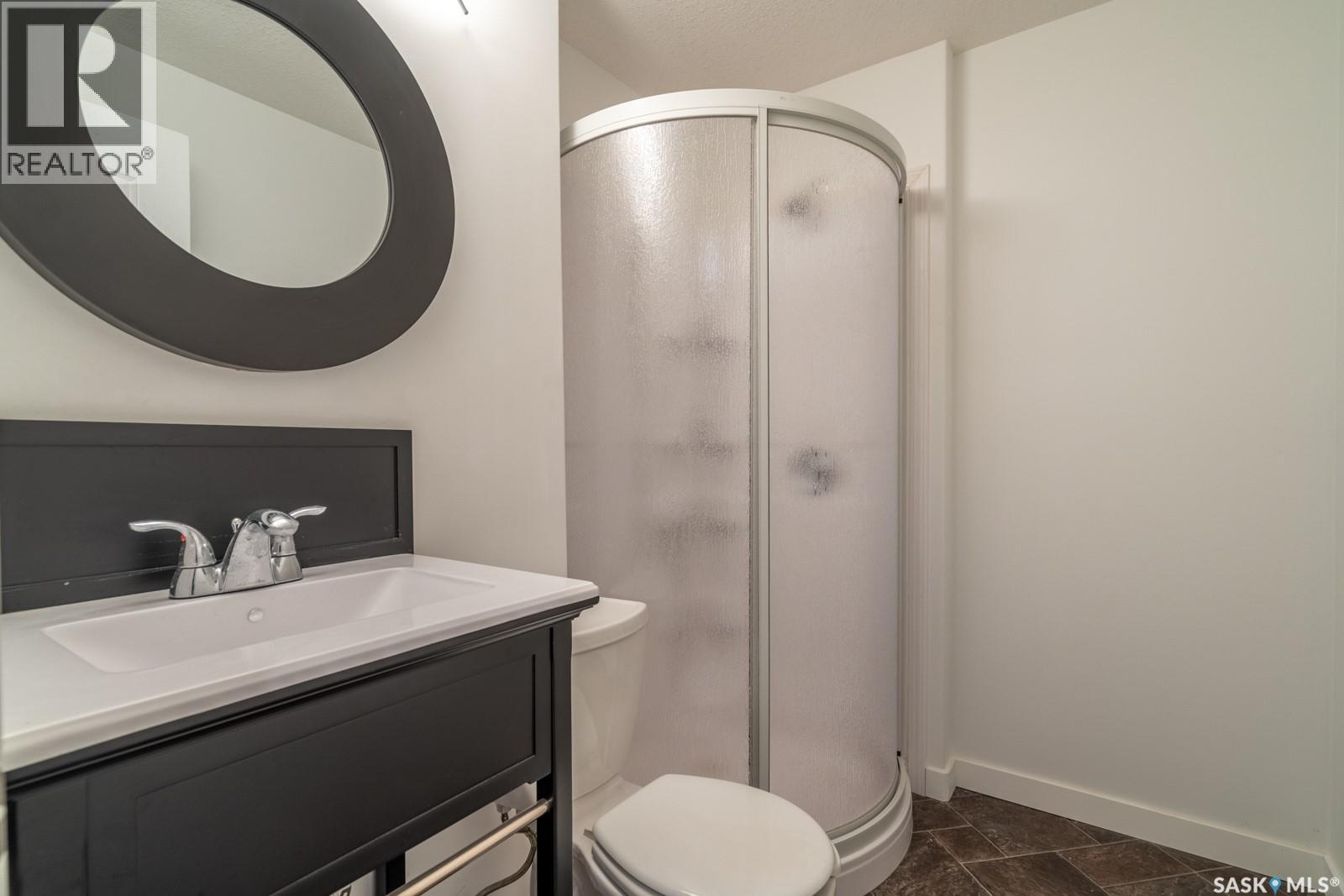 Photo 35 of 4738 Mazinke Crescent, Regina SK