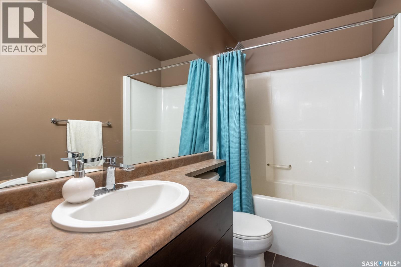 Photo 28 of 4738 Mazinke Crescent, Regina SK