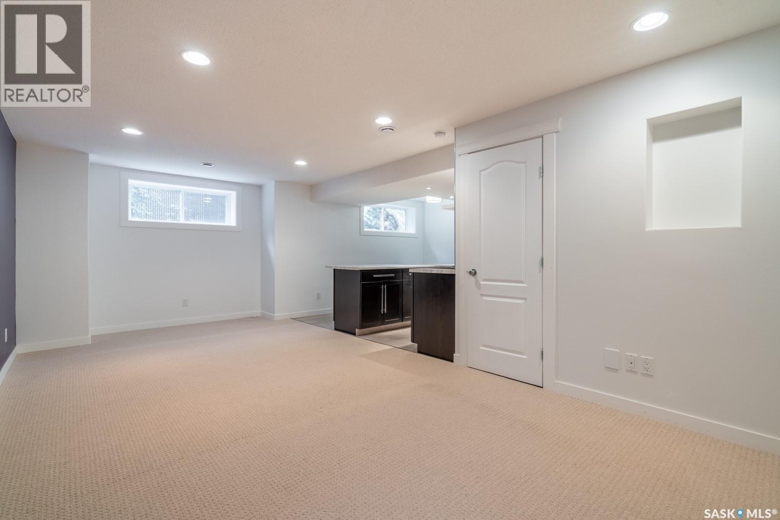 Photo 30 of 4738 Mazinke Crescent, Regina SK