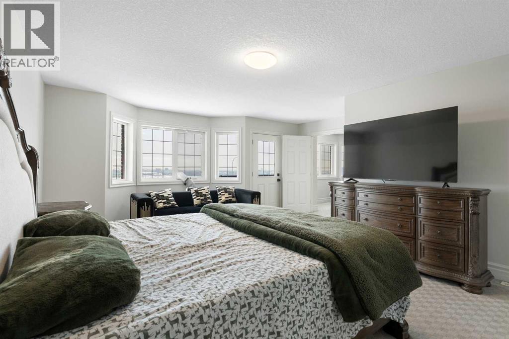 Single Family House for Sale in  Prominence Path SW Patterson Calgary 