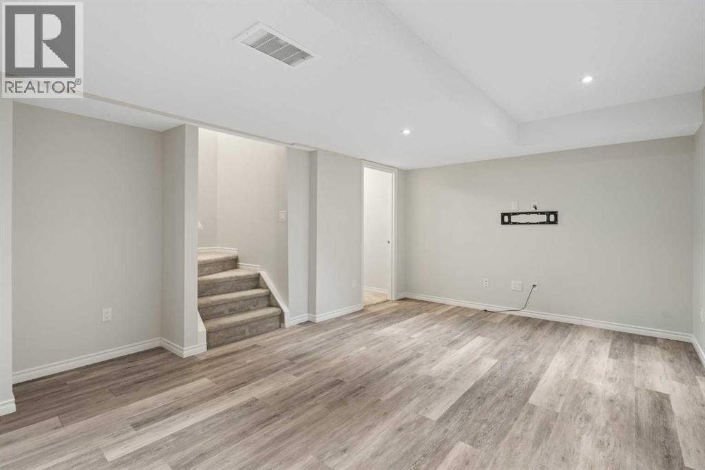 Single Family House for Sale in  Prominence Path SW Patterson Calgary 