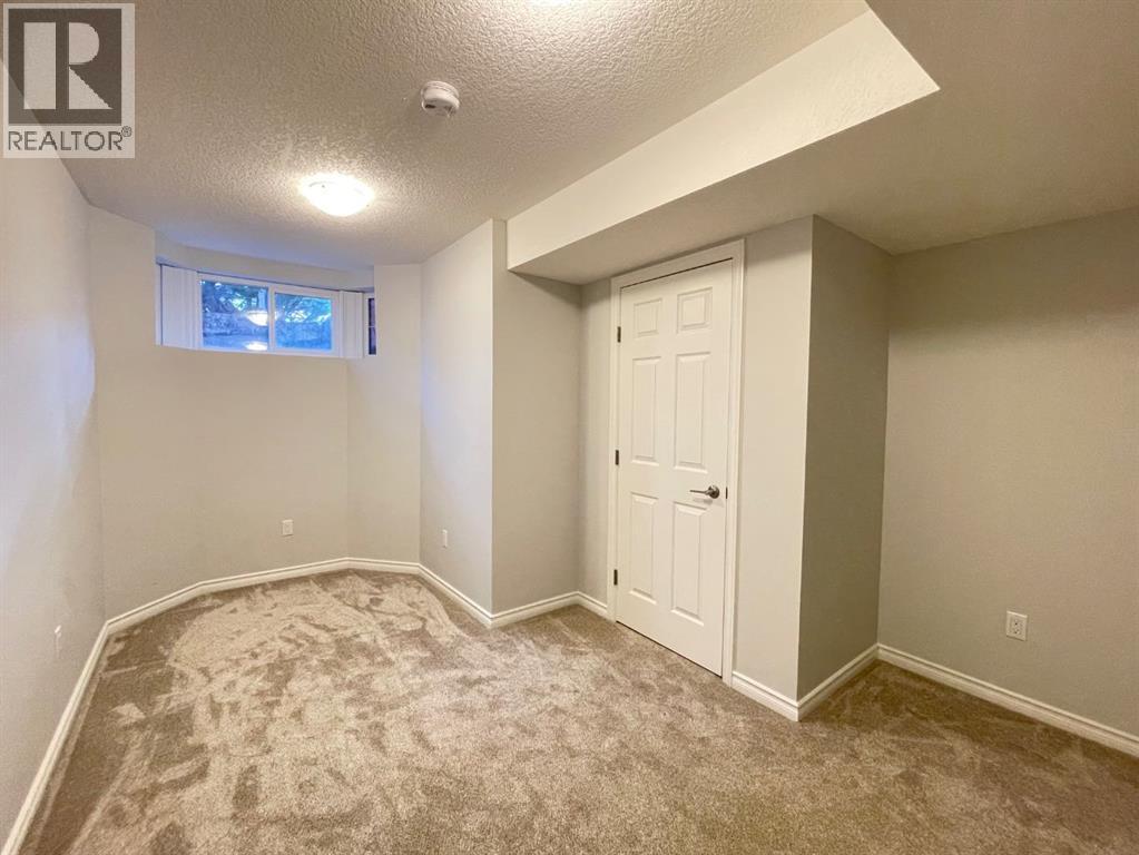 Single Family House for Sale in  Prominence Path SW Patterson Calgary 
