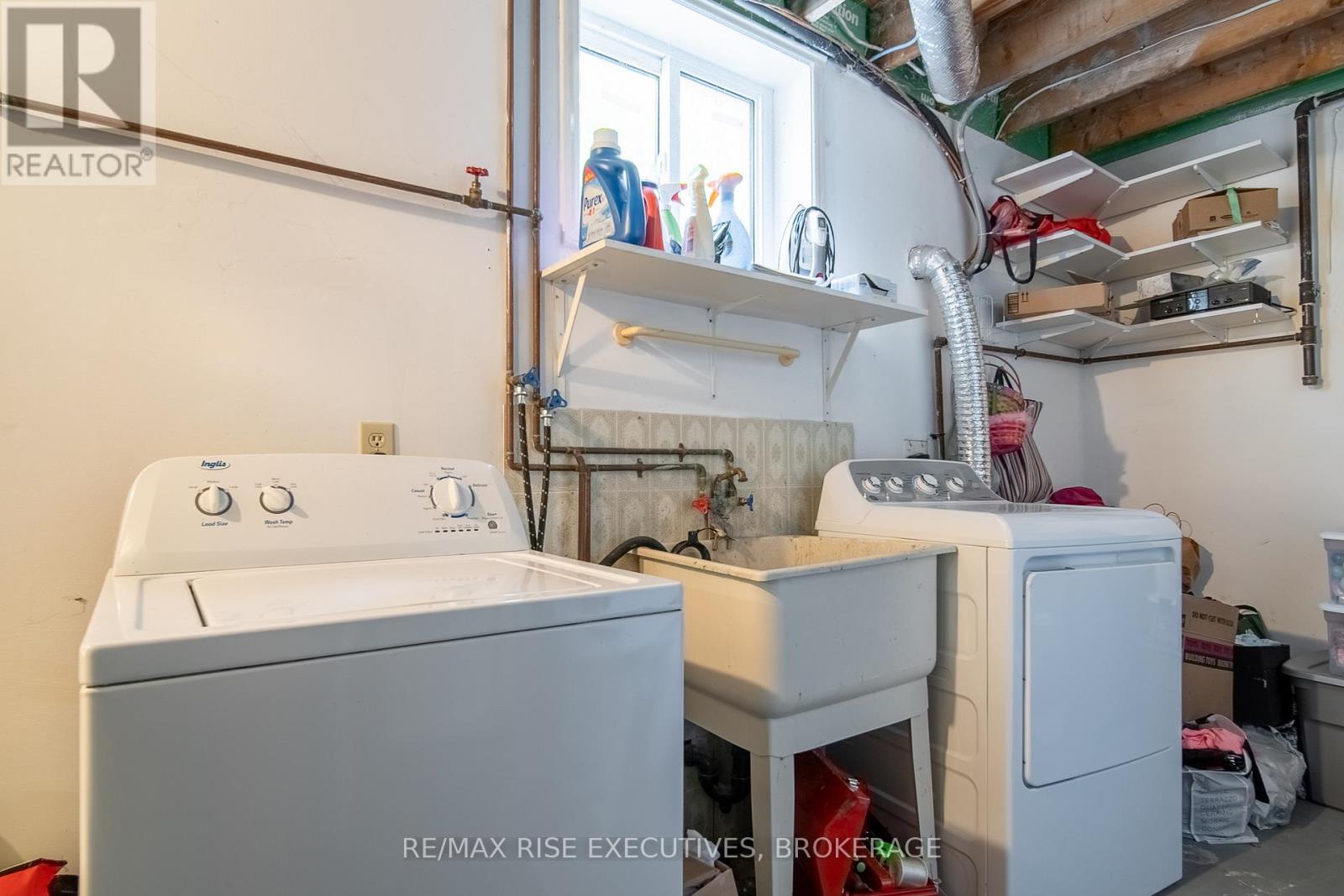 Photo 36 of 932 Milford Drive, Kingston ON