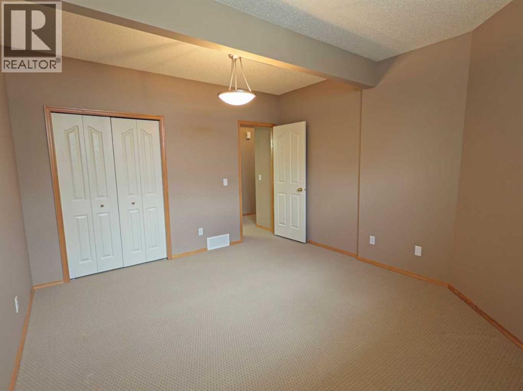 Photo 14 of 49 Kincora Terrace Nw, Calgary AB