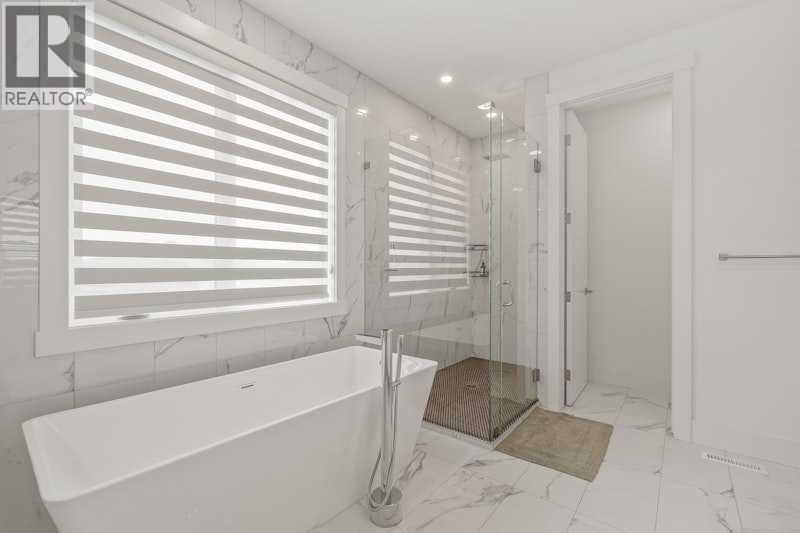 Photo 3 of 158 69 Street Sw, Calgary AB