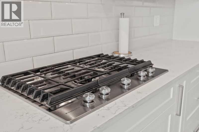 Photo 8 of 158 69 Street Sw, Calgary AB