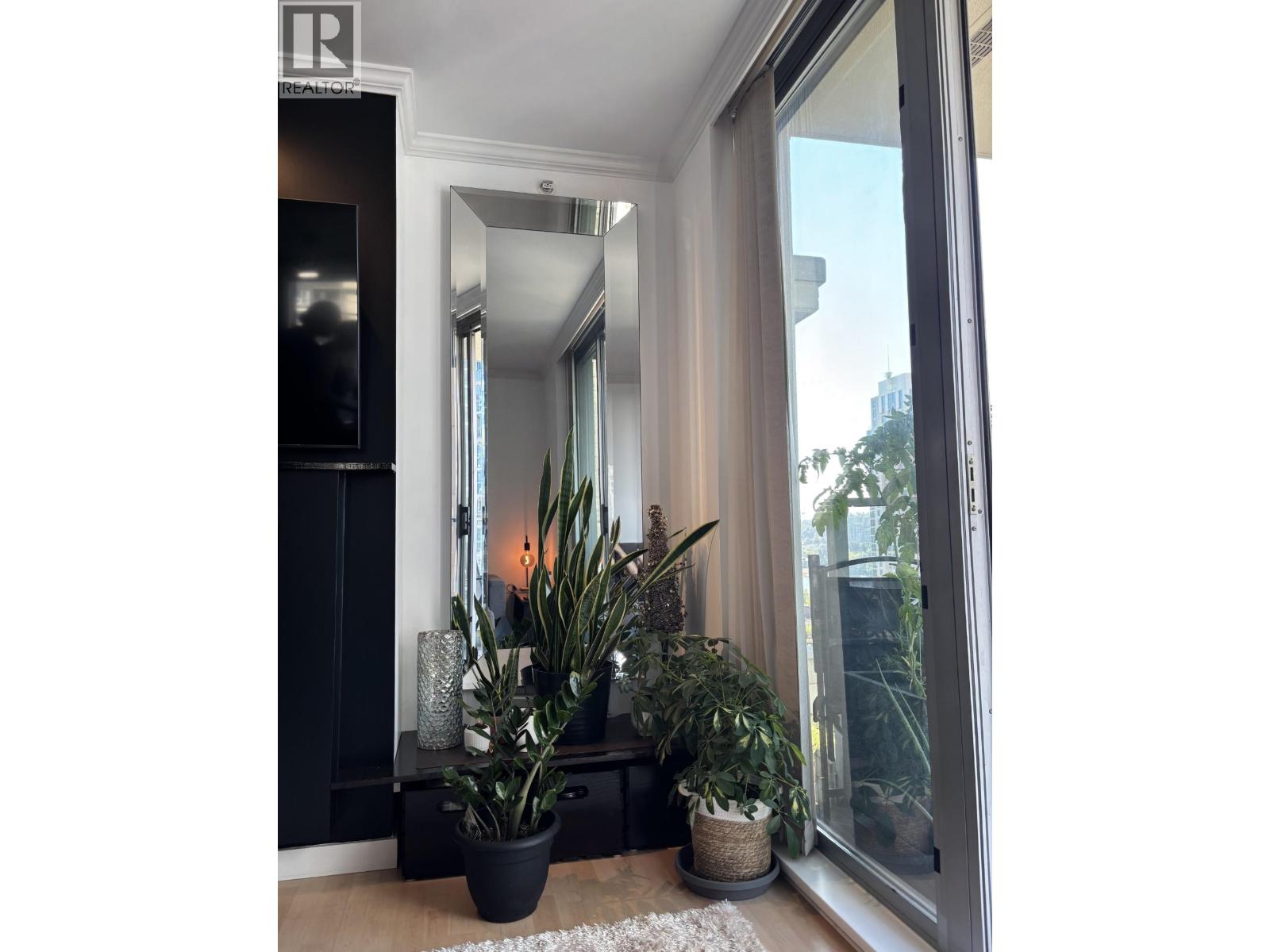 Photo 16 of 1408 1225 Richards Street, Vancouver BC