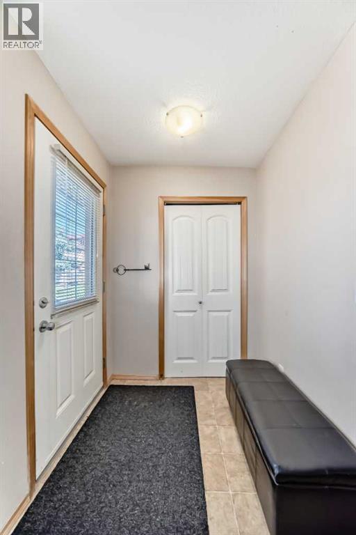 Photo 7 of 105 90 Panatella Landing Nw, Calgary AB