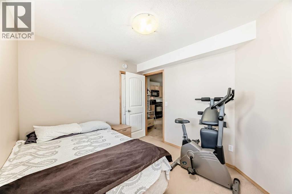 Photo 10 of 105 90 Panatella Landing Nw, Calgary AB