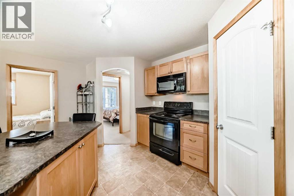 Photo 19 of 105 90 Panatella Landing Nw, Calgary AB