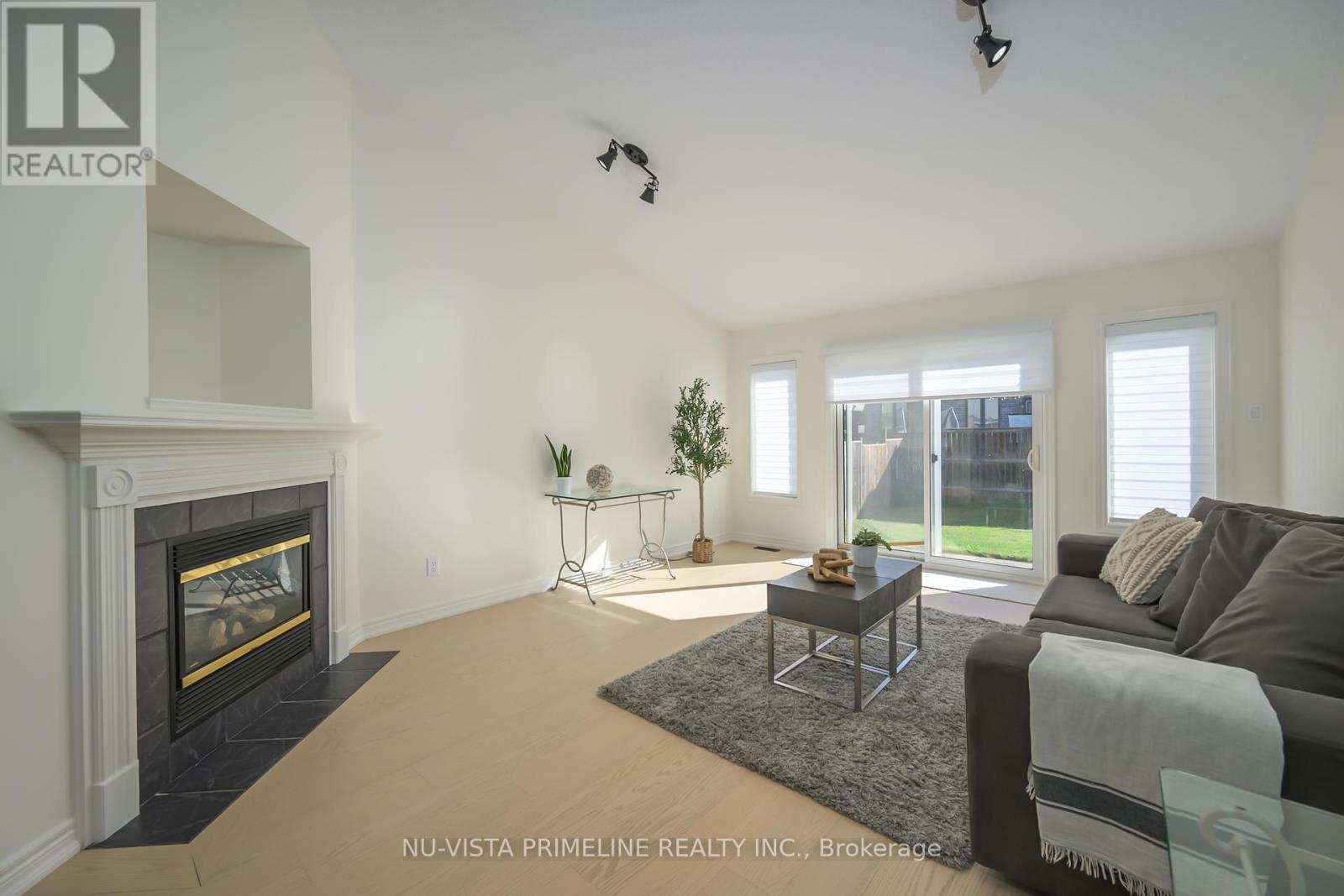 Photo 13 of 566 Bluebell Road, London North ON