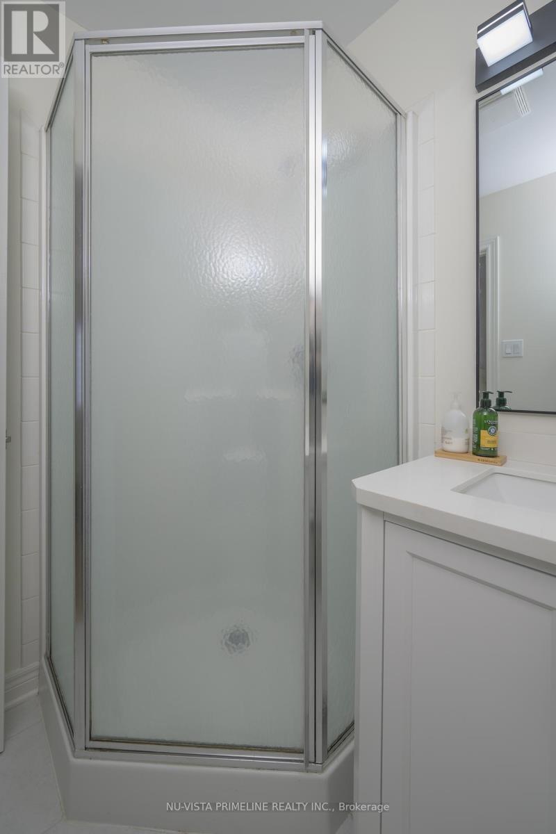 Photo 19 of 566 Bluebell Road, London North ON