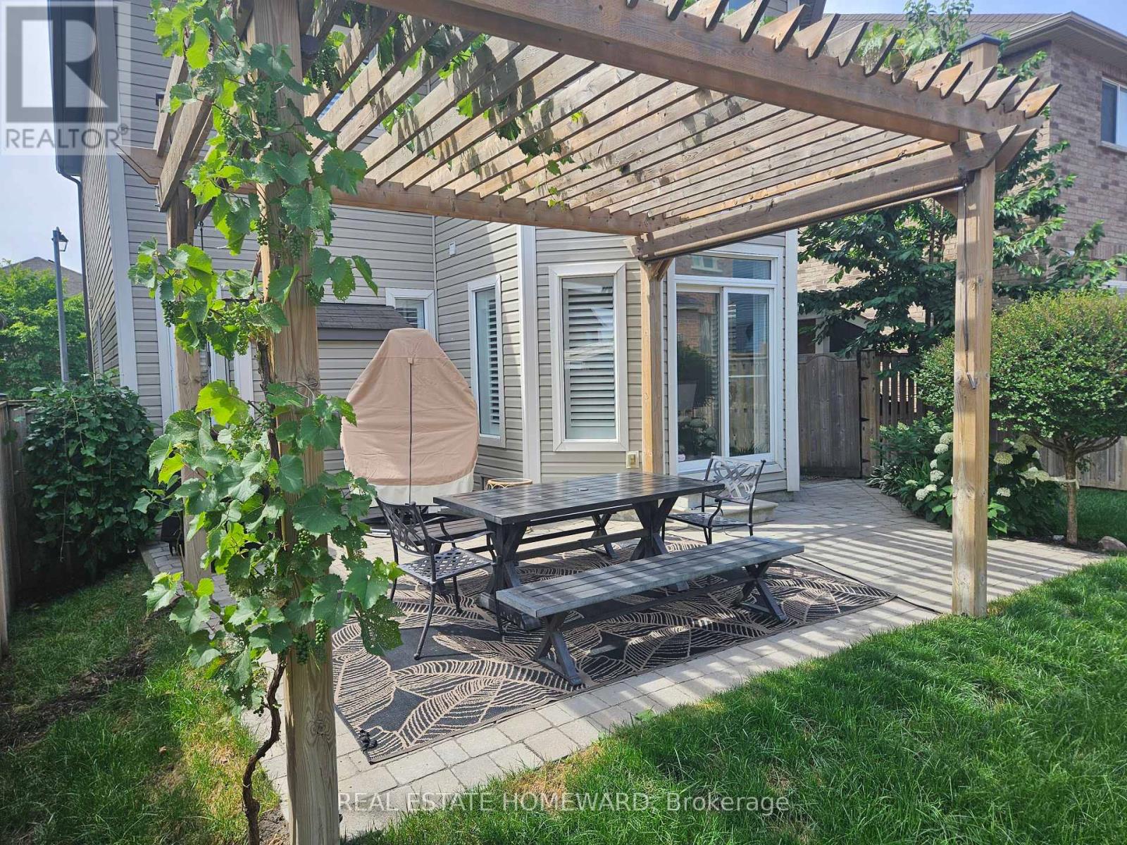 Photo 20 of 28 Bostock Drive, Georgina ON