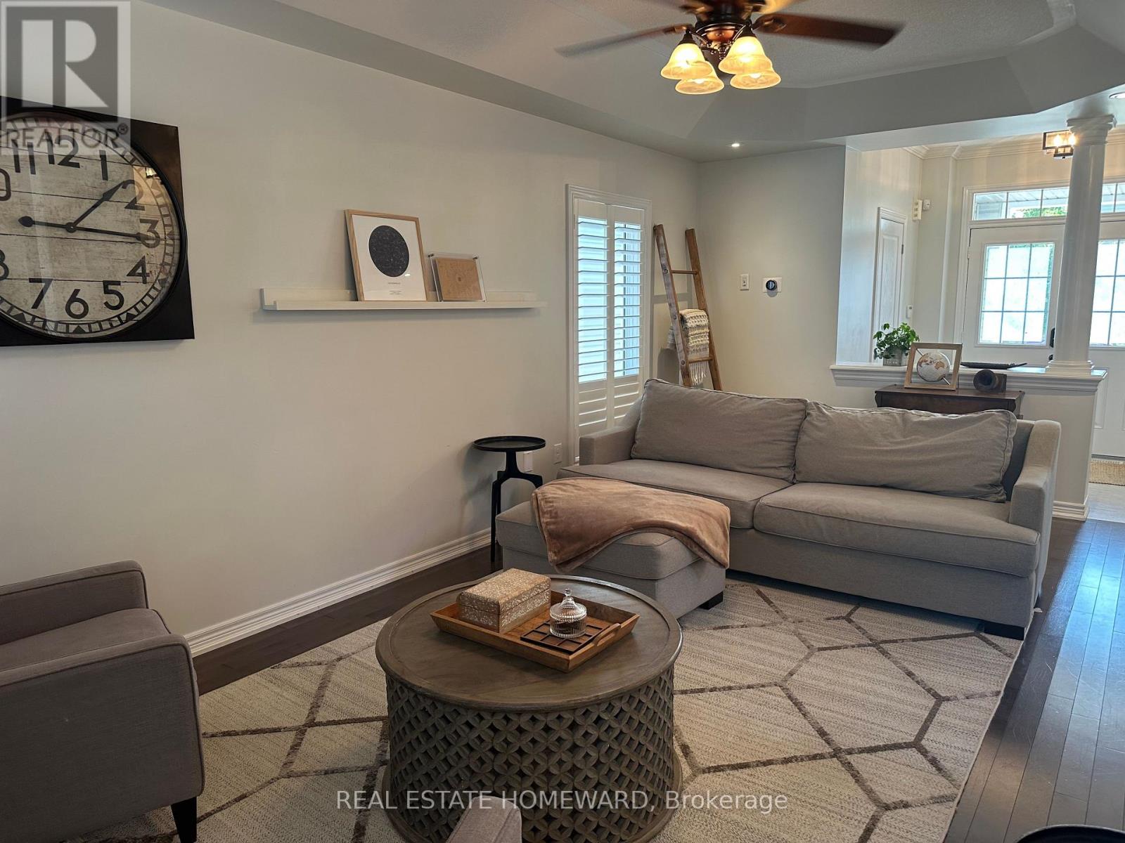 Photo 14 of 28 Bostock Drive, Georgina ON