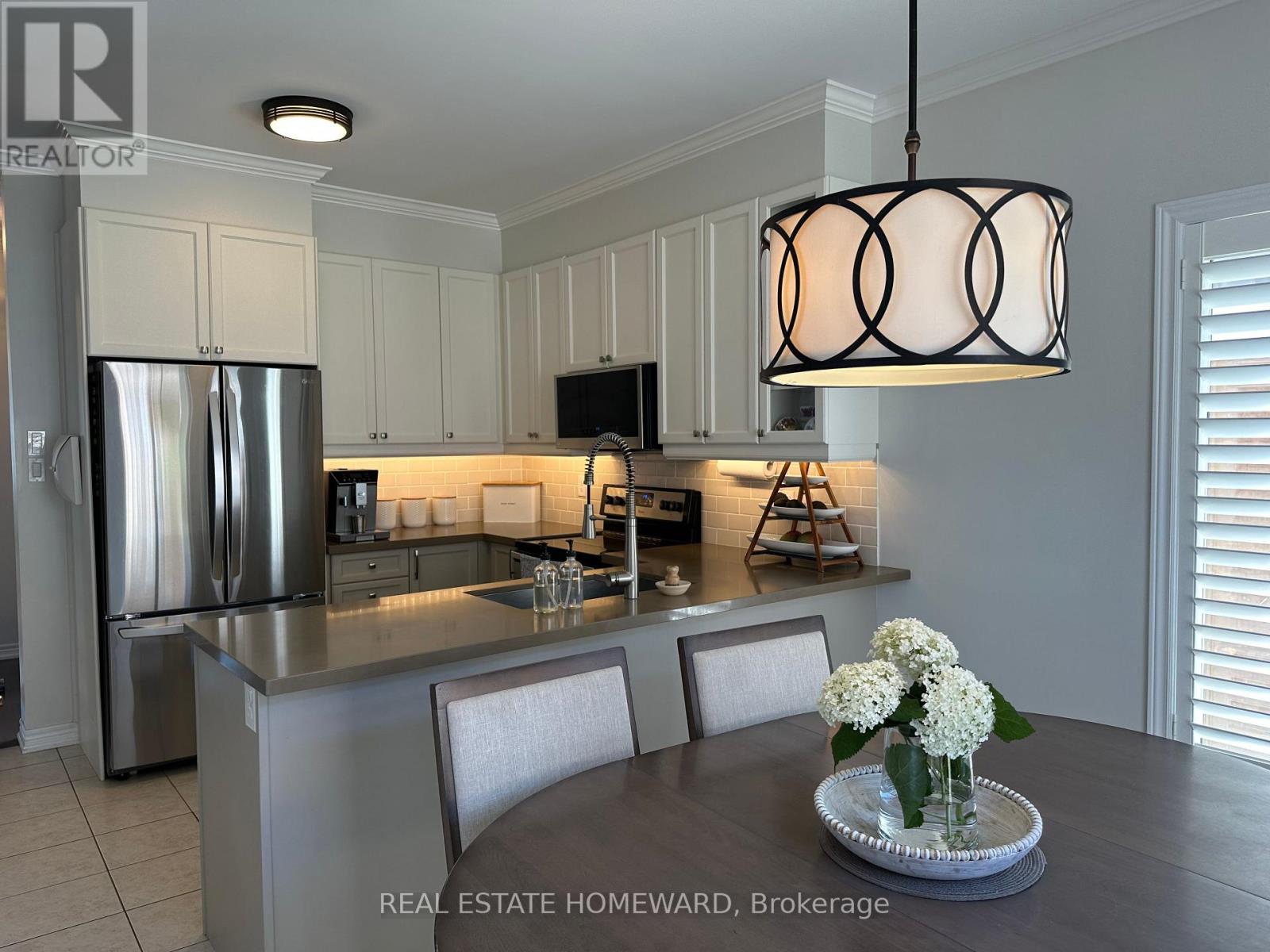 Photo 17 of 28 Bostock Drive, Georgina ON