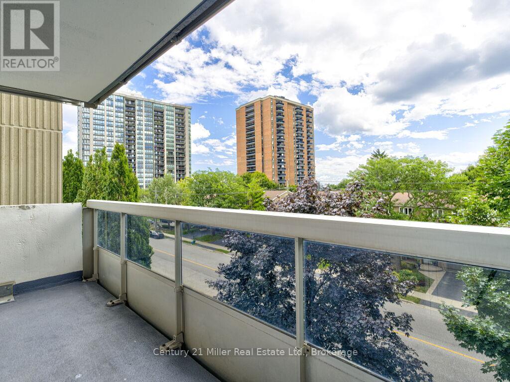 Photo 21 of 406 2263 Marine Drive, Oakville ON