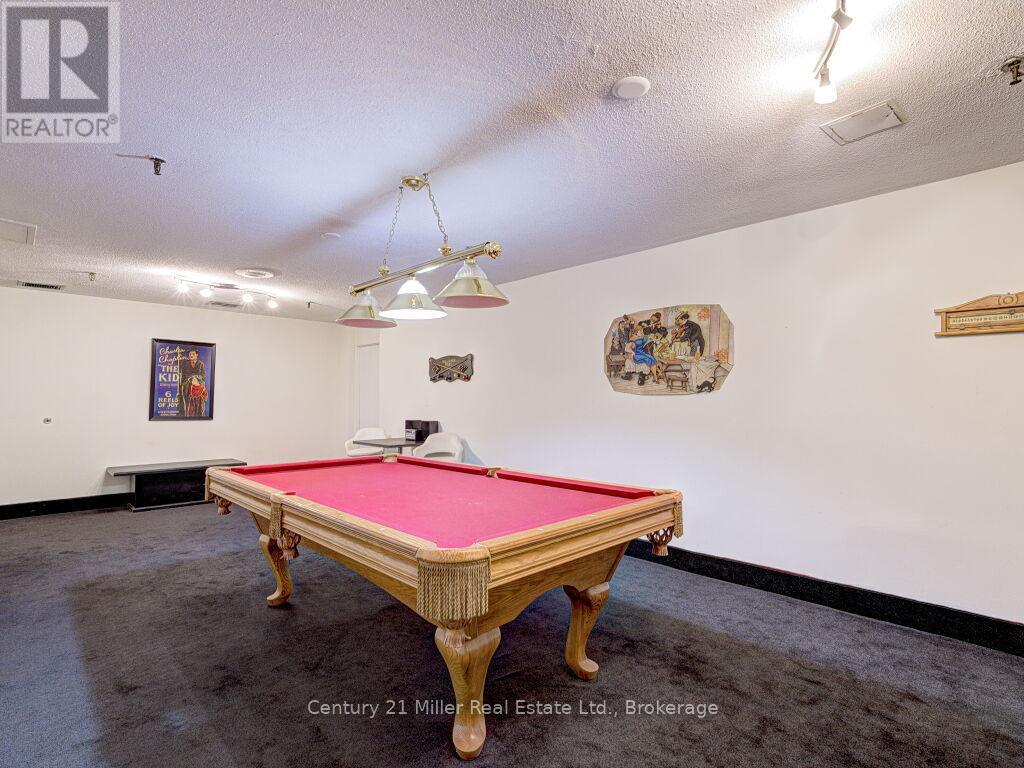 Photo 2 of 406 2263 Marine Drive, Oakville ON