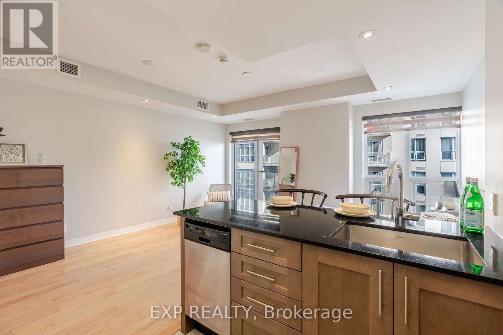 Photo 26 of 2308 242 Rideau Street, Ottawa ON