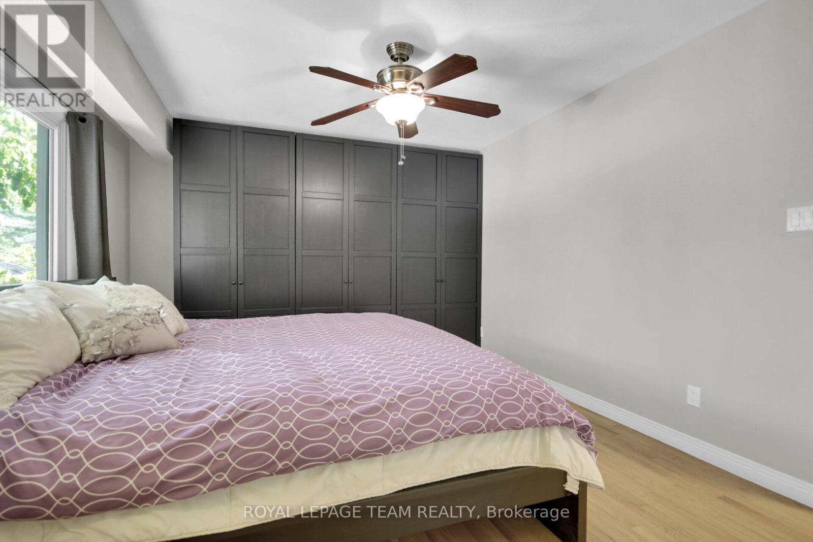 Photo 3 of 17 Owlshead Rd Road, Ottawa ON