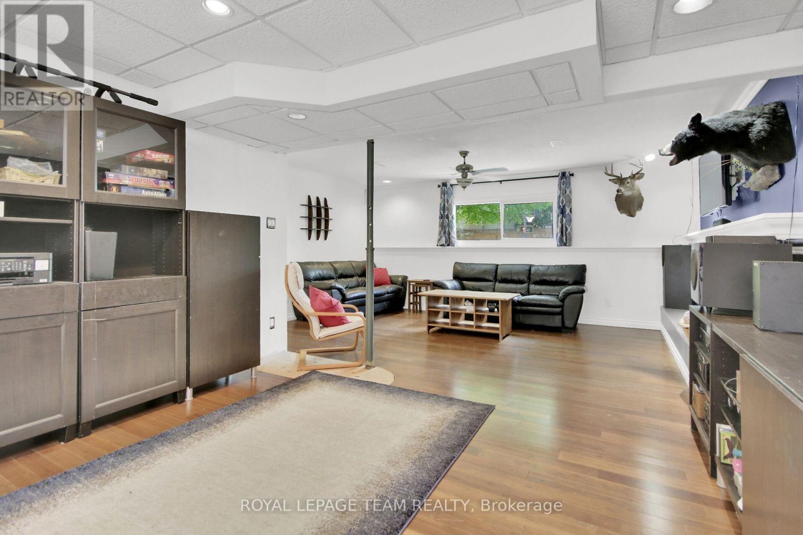 Photo 31 of 17 Owlshead Rd Road, Ottawa ON