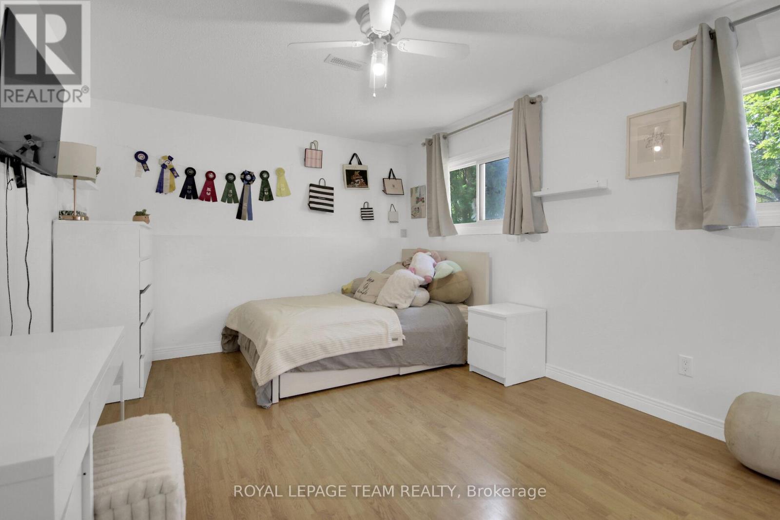 Photo 24 of 17 Owlshead Rd Road, Ottawa ON