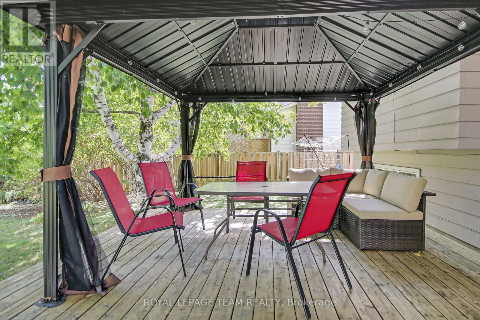 Photo 40 of 17 Owlshead Rd Road, Ottawa ON