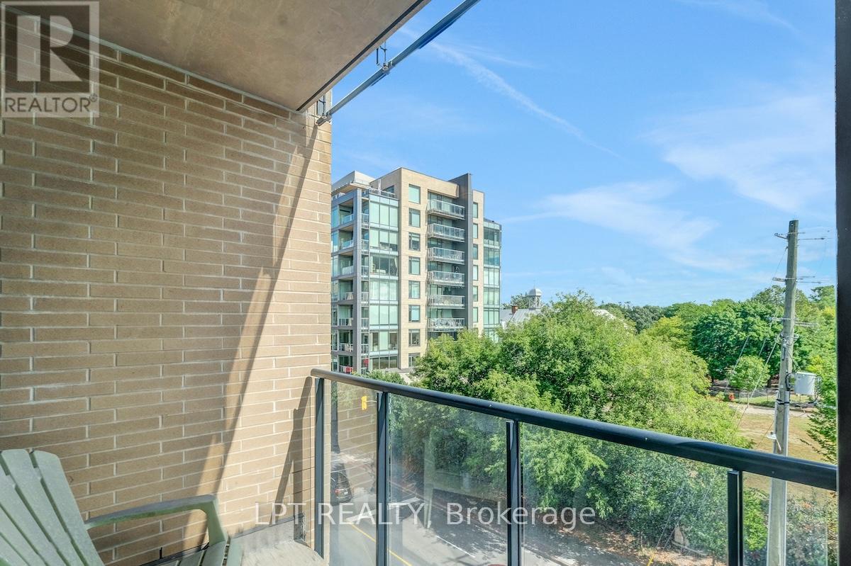 Photo 4 of 520 360 Patricia Avenue, Ottawa ON