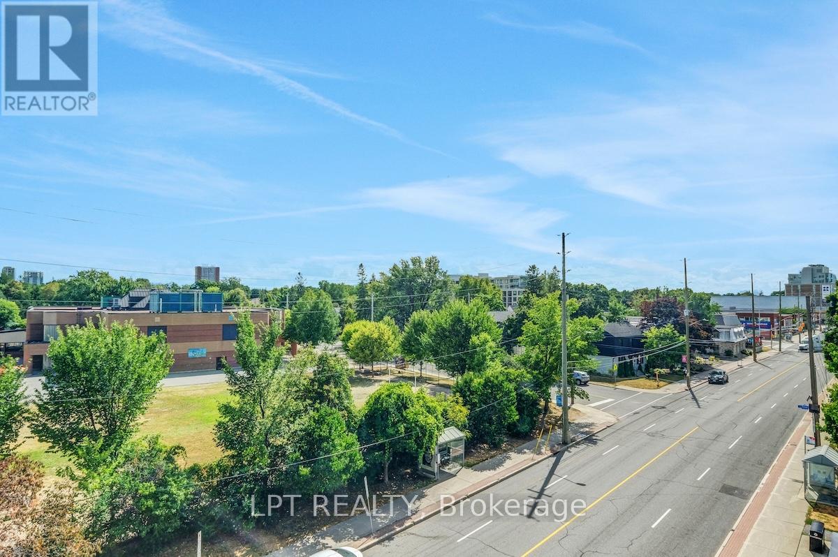 Photo 12 of 520 360 Patricia Avenue, Ottawa ON
