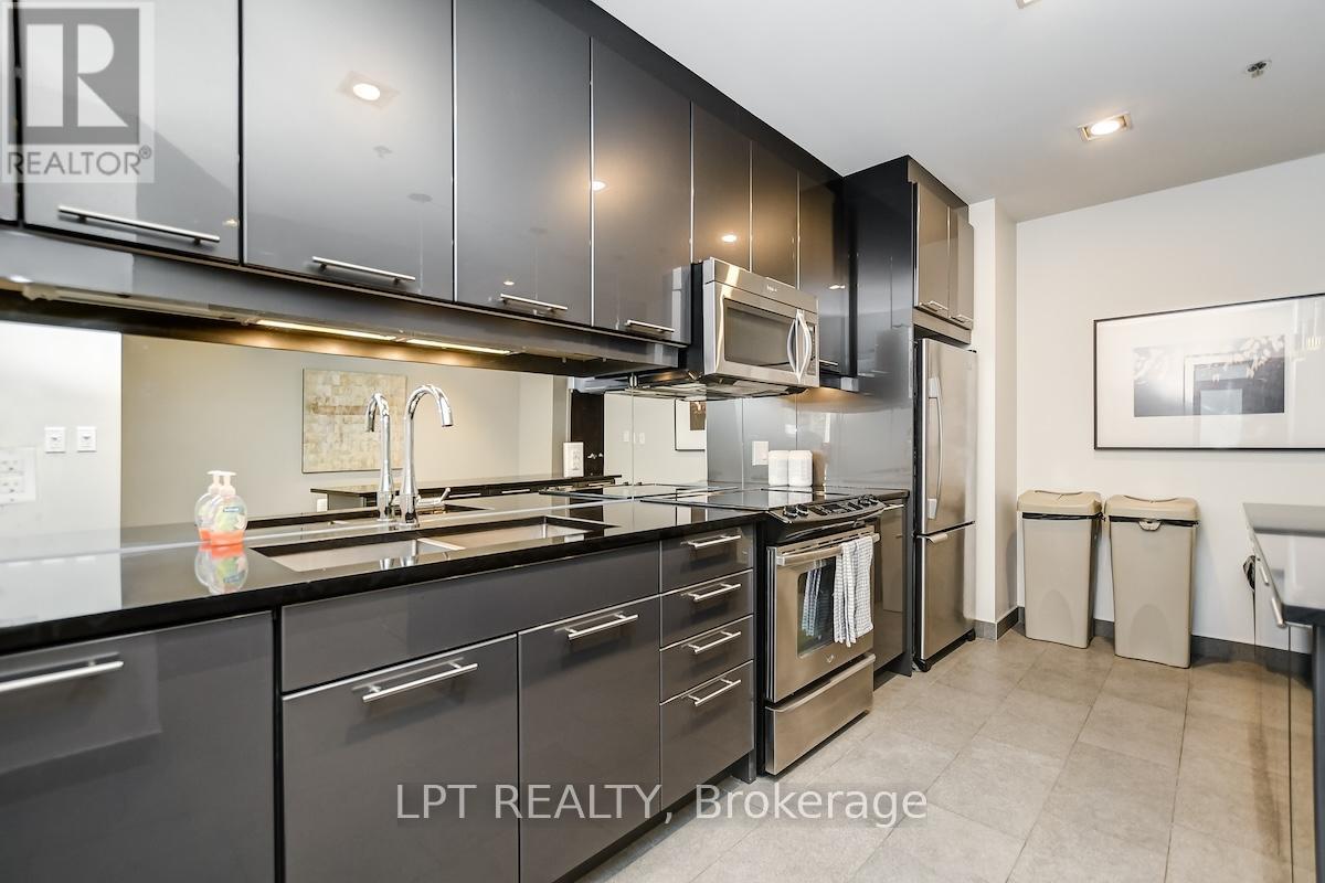 Photo 13 of 520 360 Patricia Avenue, Ottawa ON