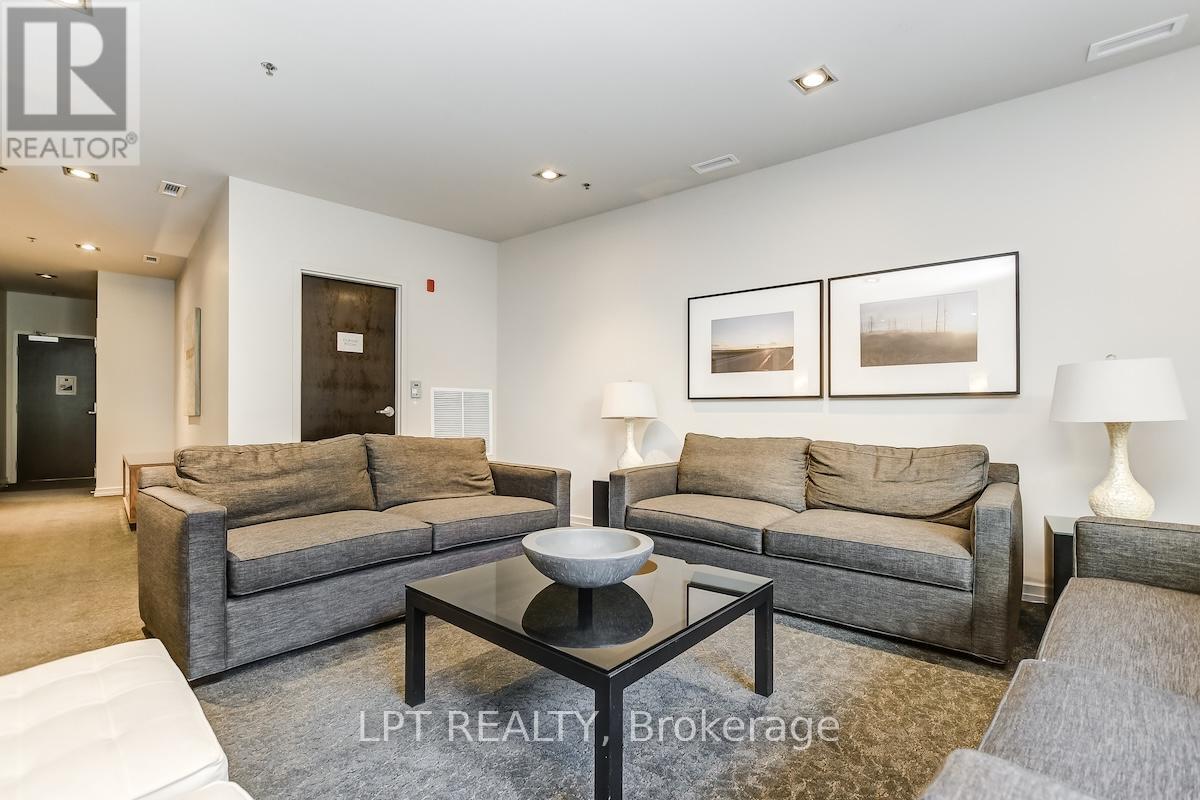 Photo 6 of 520 360 Patricia Avenue, Ottawa ON