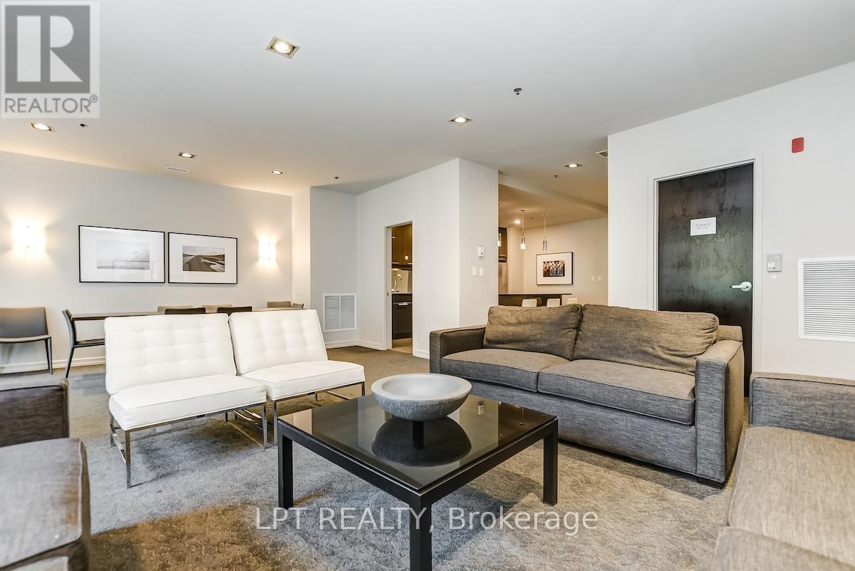 Photo 16 of 520 360 Patricia Avenue, Ottawa ON