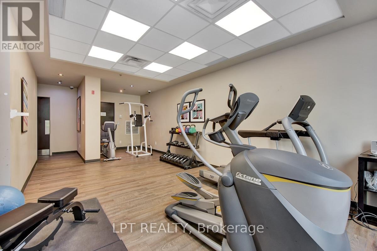 Photo 2 of 520 360 Patricia Avenue, Ottawa ON