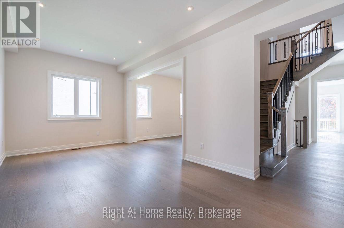 Photo 6 of 94 Smokey Hollow Place S, Hamilton ON