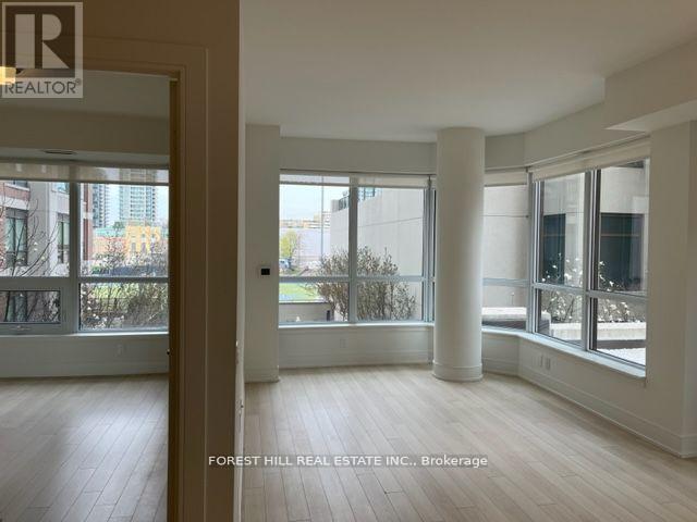 Photo 21 of 202 310 Tweedsmuir Avenue, Toronto ON