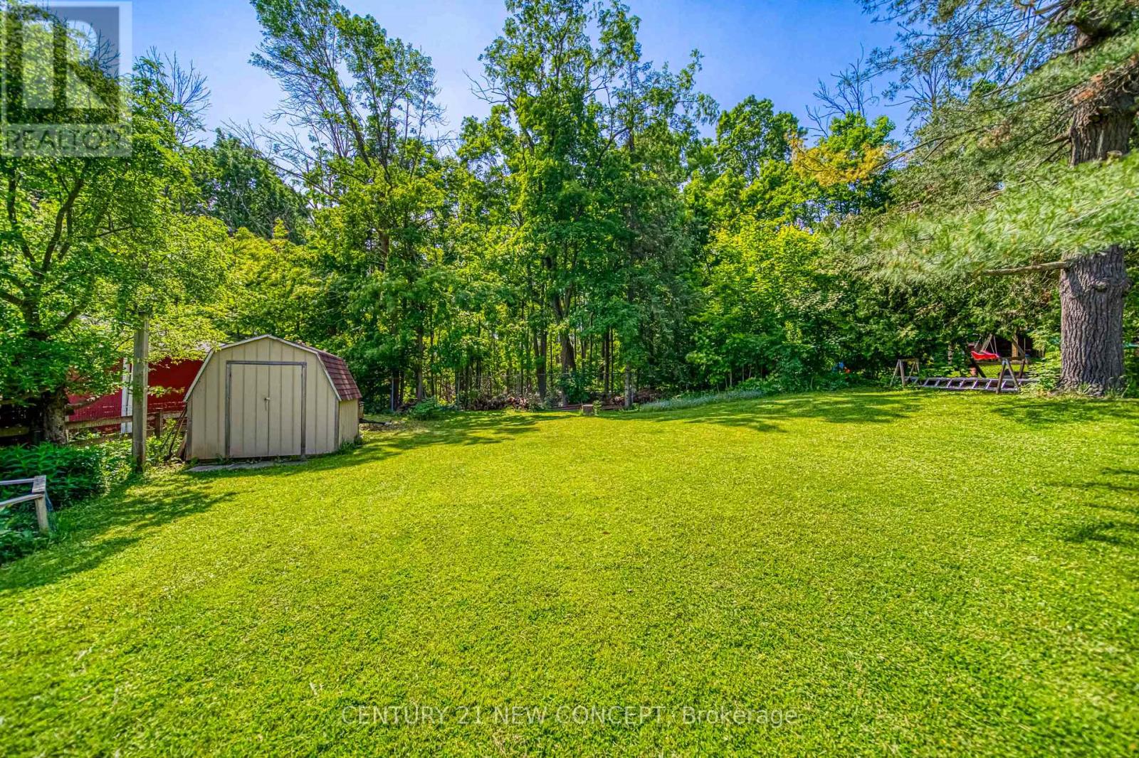 Photo 19 of 51 Fittons Road E, Orillia ON