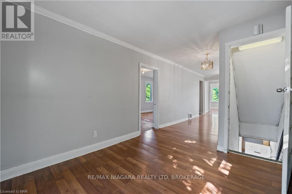 Photo 9 of 785 Canboro Road, Pelham ON