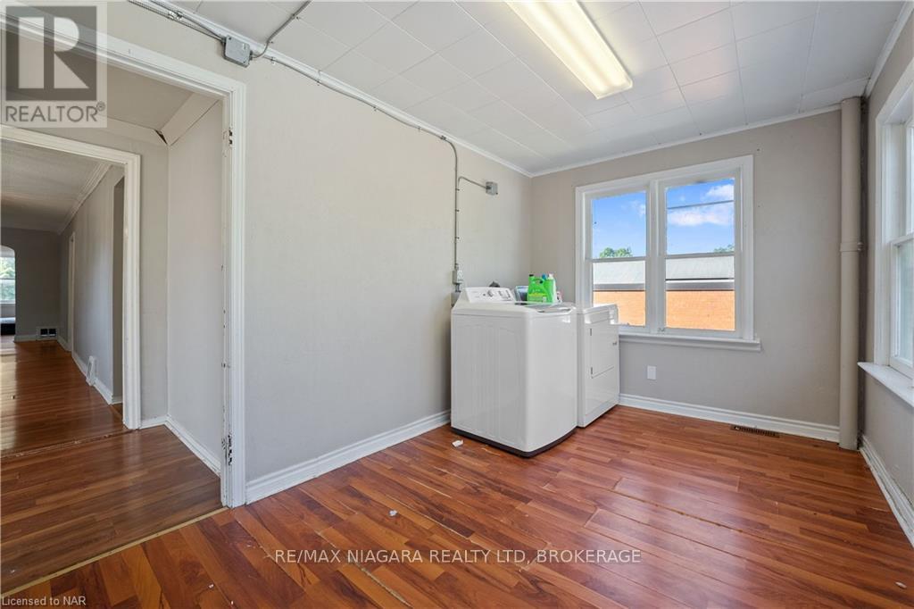Photo 23 of 785 Canboro Road, Pelham ON