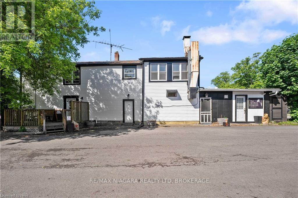 Photo 7 of 785 Canboro Road, Pelham ON